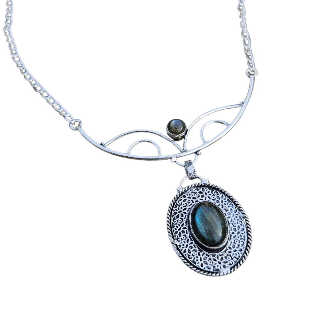 NWT 925(stamped) Silver/ Labradorite Necklace